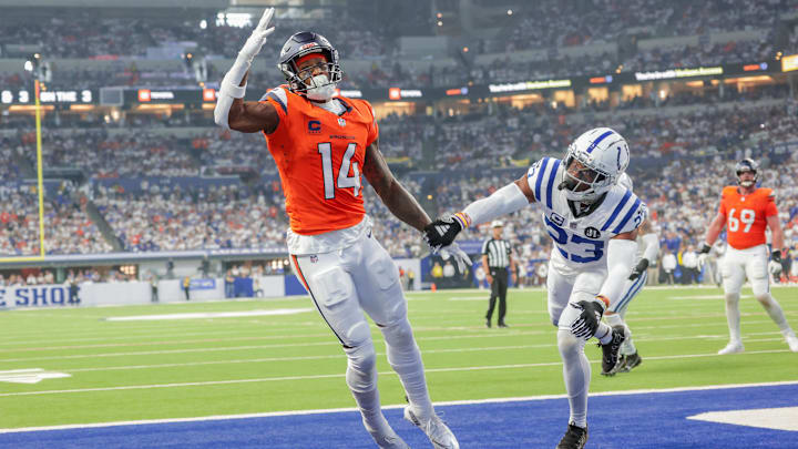 September 14, 2025, Indianapolis, Indiana, U.S: A pass sails over the head of Denver Broncos wide receiver Courtland Sutton (14) during the game between the Denver Broncos and the Indianapolis Colts at Lucas Oil Stadium, Indianapolis, Indiana. September 14, 2025, Indianapolis, Indiana, U.S: A pass sails over the head of Denver Broncos wide receiver Courtland Sutton (14) during the game between the Denver Broncos and the Indianapolis Colts at Lucas Oil Stadium, Indianapolis, Indiana.