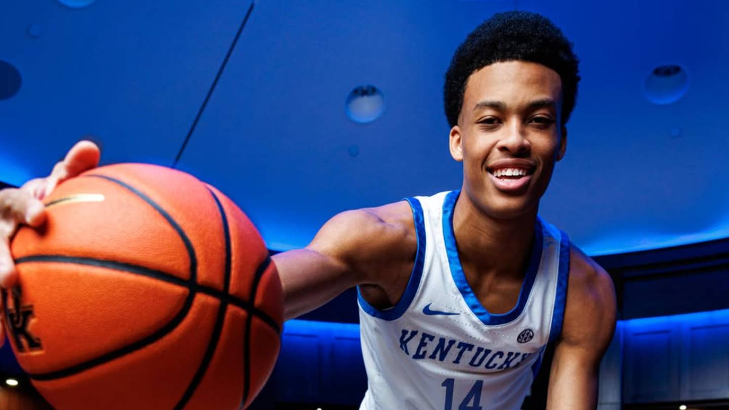 What is Kentucky getting in 2027 commit Ryan Hampton?