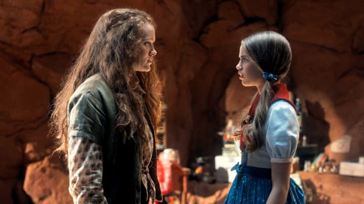 STRANGER THINGS: SEASON 5. (L to R) Sadie Sink as Max Mayfield and Nell Fisher as Holly Wheeler in Stranger Things: Season 5