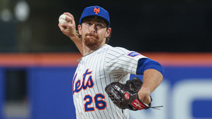 New York Mets starting pitcher Nolan McLean (26) delivers a pitch on August 27, 2025