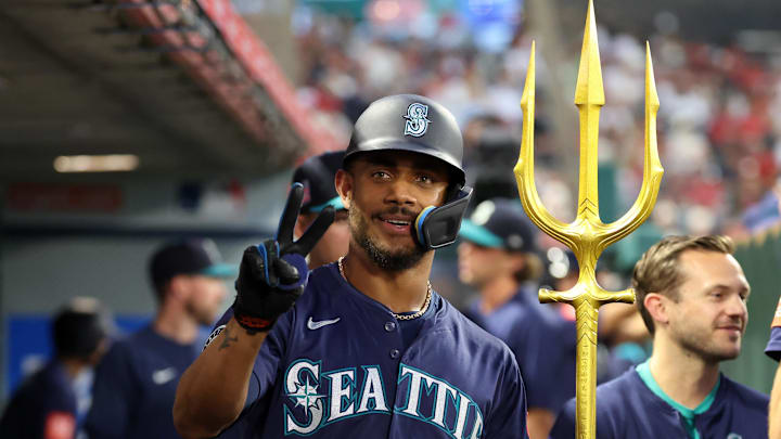 Mariners center fielder Julio Rodriguez hit his 100th career home run.