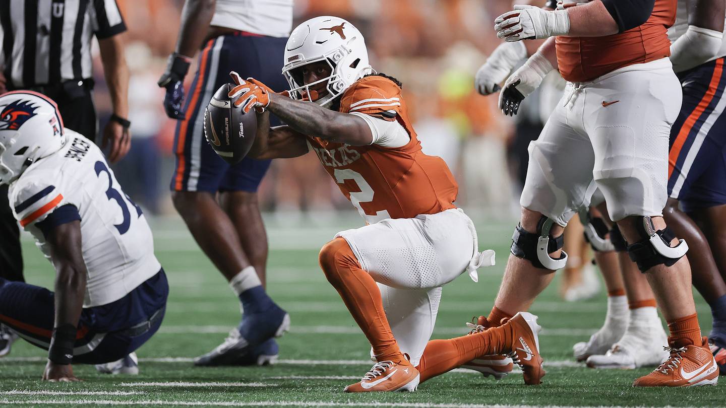Early odds have Texas overcoming any home-field advantage Rocky Top gives the Vols