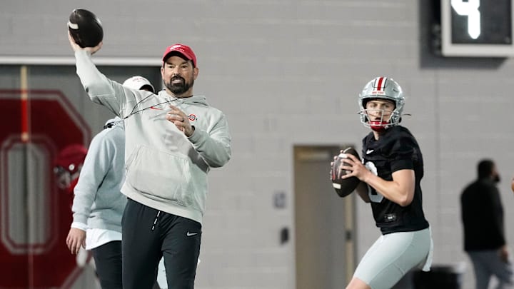Cleveland.com's Jimmy Watkins believes Ryan Day is sacrificing Brian Hartline at Julian Sayin's expense Cleveland.com's Jimmy Watkins believes Ryan Day is sacrificing Brian Hartline at Julian Sayin's expense
