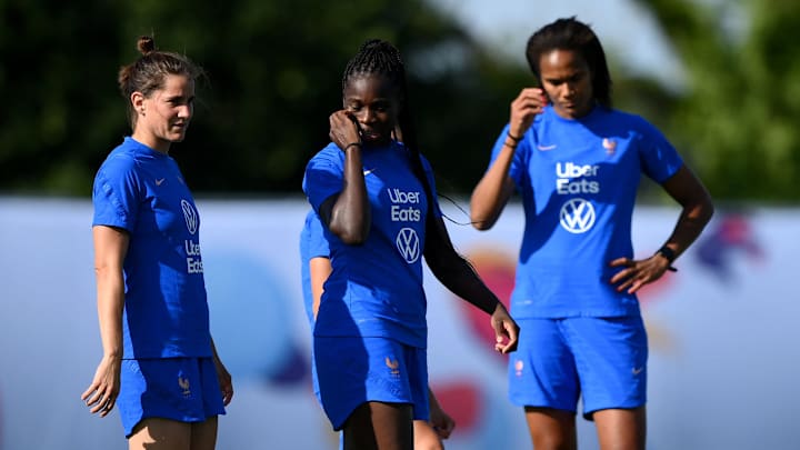 Mbock remplace Tounkara en défense centrale