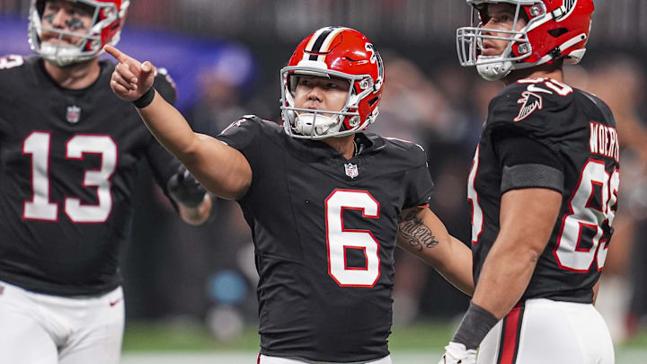 Atlanta Falcons place kicker Younghoe Koo suffered and injury-plagued 2024 that tanked his season. Atlanta Falcons place kicker Younghoe Koo suffered and injury-plagued 2024 that tanked his season.