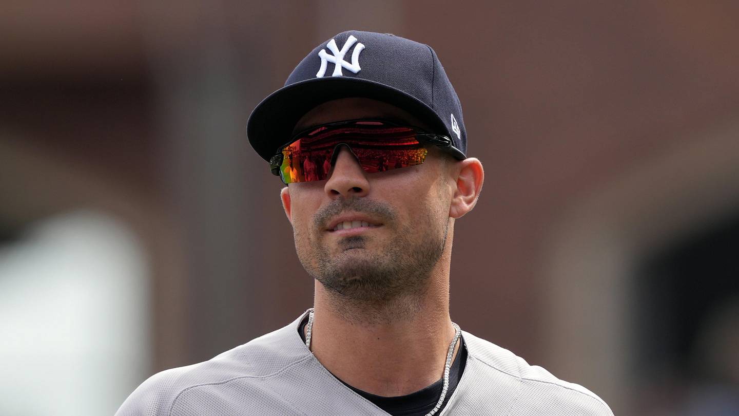 More Injuries Lead White Sox to Sign Former Yankees Outfielder