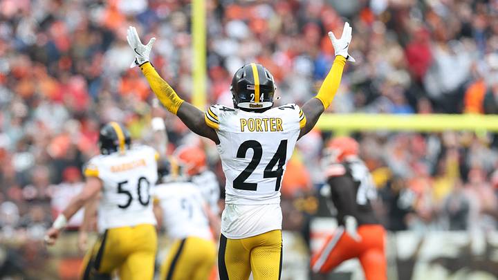 Dec 28, 2025; Cleveland, Ohio, USA; Pittsburgh Steelers cornerback Joey Porter Jr. (24) reacts in the second quarter against the Cleveland Browns at Huntington Bank Field. Mandatory Credit: Scott Galvin-Imagn Images Dec 28, 2025; Cleveland, Ohio, USA; Pittsburgh Steelers cornerback Joey Porter Jr. (24) reacts in the second quarter against the Cleveland Browns at Huntington Bank Field. Mandatory Credit: Scott Galvin-Imagn Images