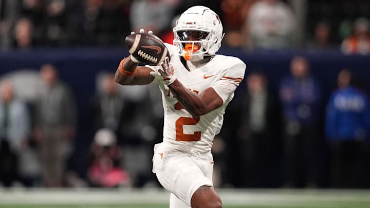 Dec 7, 2024; Atlanta, GA, USA; Texas Longhorns wide receiver Matthew Golden (2) makes a catch against the Georgia Bulldogs during the second half in the 2024 SEC Championship game at Mercedes-Benz Stadium. Dec 7, 2024; Atlanta, GA, USA; Texas Longhorns wide receiver Matthew Golden (2) makes a catch against the Georgia Bulldogs during the second half in the 2024 SEC Championship game at Mercedes-Benz Stadium.
