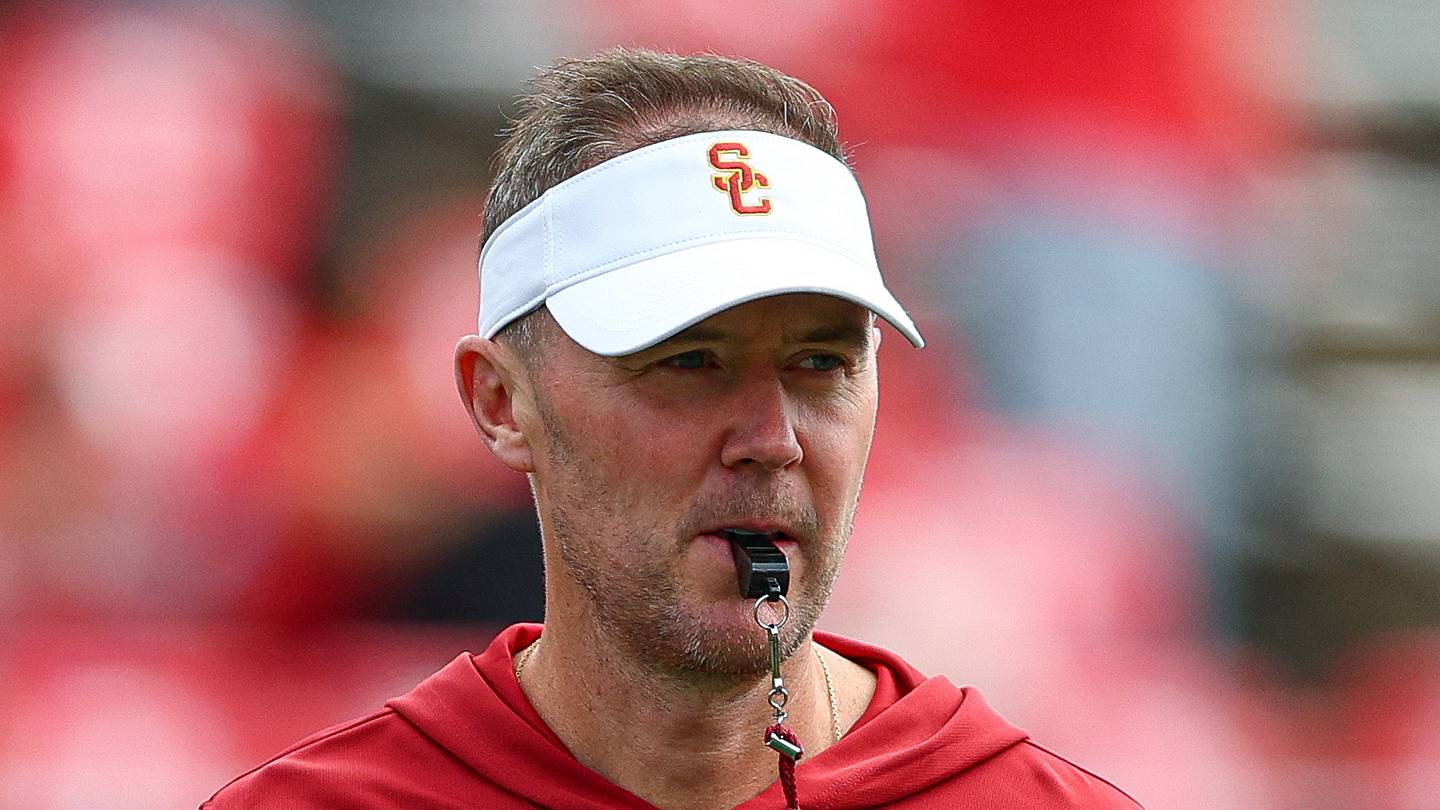 USC Trojans Earn Viral Moment With Marching Band After Beating Penn State
