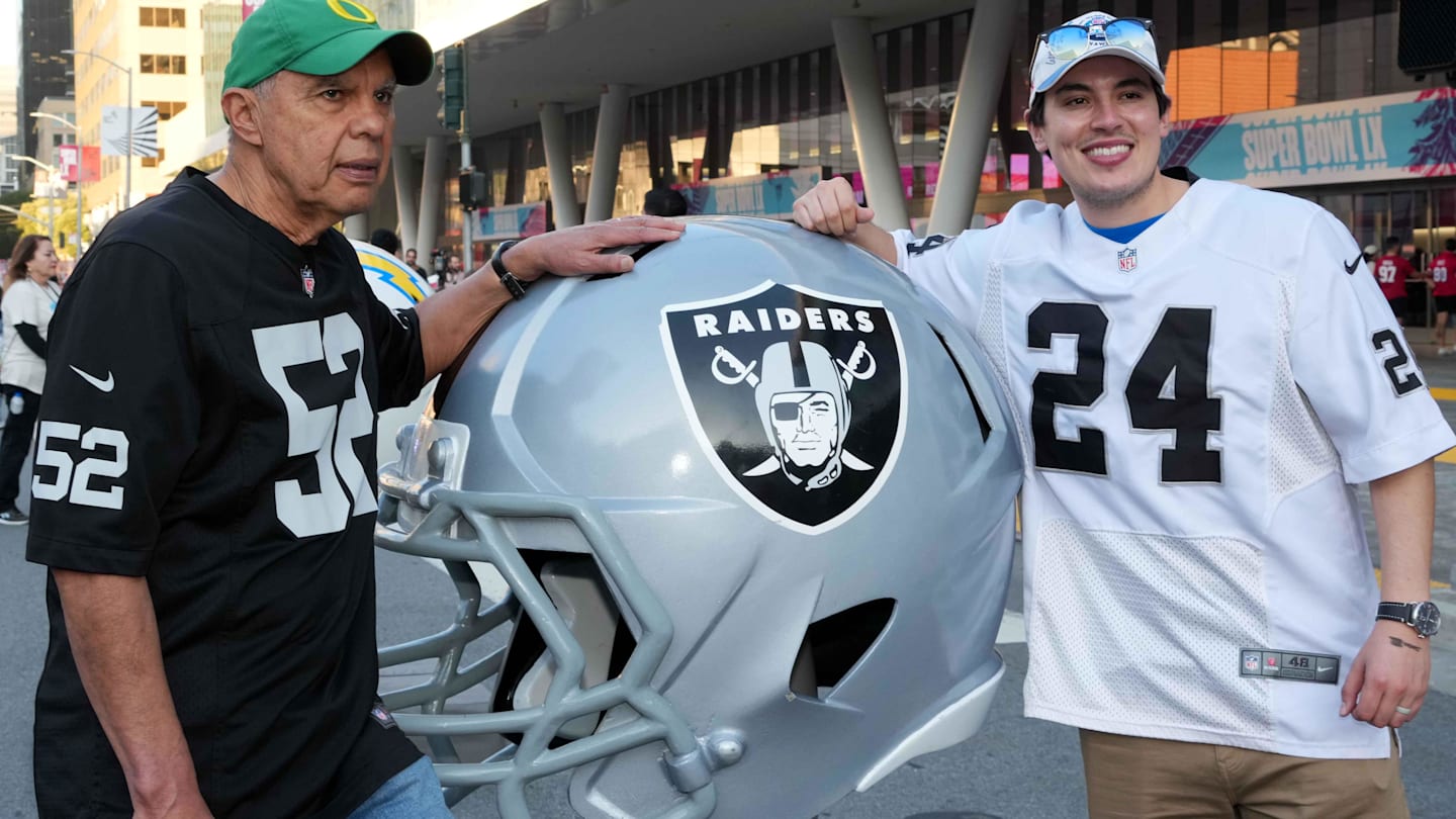 Sources: Raiders Have Inside Track to Host Super Bowl