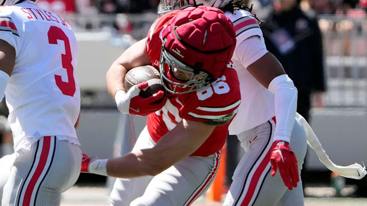 The Ohio State Buckeyes tight end room, especially Max Klare, have unreal expectations to meet