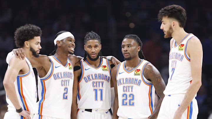 Oct 27, 2024; Oklahoma City, Oklahoma, USA; Oklahoma City Thunder players gather during a time out against the Atlanta Hawks during the second quarter at Paycom Center. Mandatory Credit: Alonzo Adams-Imagn Images Oct 27, 2024; Oklahoma City, Oklahoma, USA; Oklahoma City Thunder players gather during a time out against the Atlanta Hawks during the second quarter at Paycom Center. Mandatory Credit: Alonzo Adams-Imagn Images