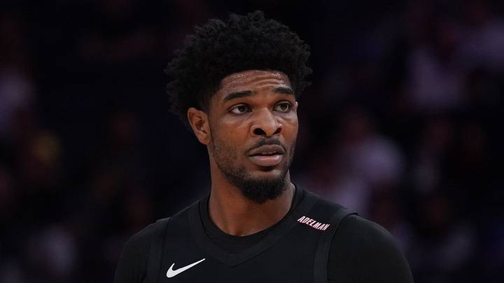 Oct 16, 2026; San Francisco, California, USA; Portland Trail Blazers guard Scoot Henderson (00) waits for play to resume against the Golden State Warriors in the third quarter at Chase Center. Mandatory Credit: David Gonzales-Imagn Images Oct 16, 2026; San Francisco, California, USA; Portland Trail Blazers guard Scoot Henderson (00) waits for play to resume against the Golden State Warriors in the third quarter at Chase Center. Mandatory Credit: David Gonzales-Imagn Images
