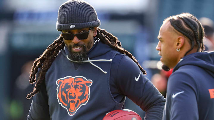 Chicago Bears defensive pass game coordinator and defensive backs coach Al Harris during team practice. 