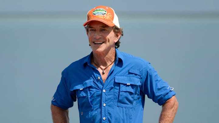 “Lovable Losers” – SURVIVOR Pictured (L-R): Jeff Probst. 