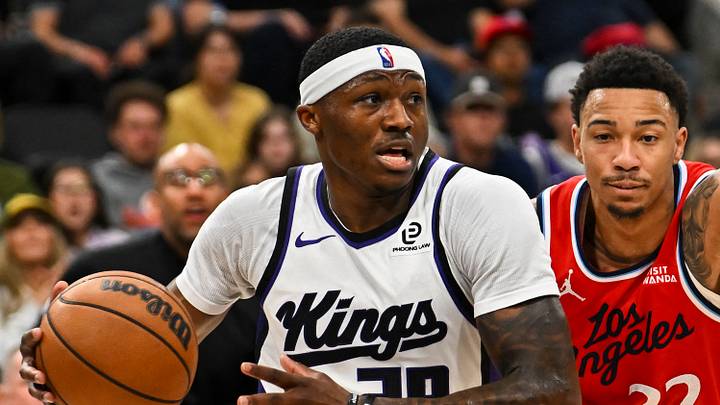 Mar 14, 2026; Inglewood, California, USA; Sacramento Kings guard Isaiah Stevens (24) drives the ball against LA Clippers guard Jordan Miller (22) during the second half at Intuit Dome. Mandatory Credit: Jonathan Hui-Imagn Images Mar 14, 2026; Inglewood, California, USA; Sacramento Kings guard Isaiah Stevens (24) drives the ball against LA Clippers guard Jordan Miller (22) during the second half at Intuit Dome. Mandatory Credit: Jonathan Hui-Imagn Images