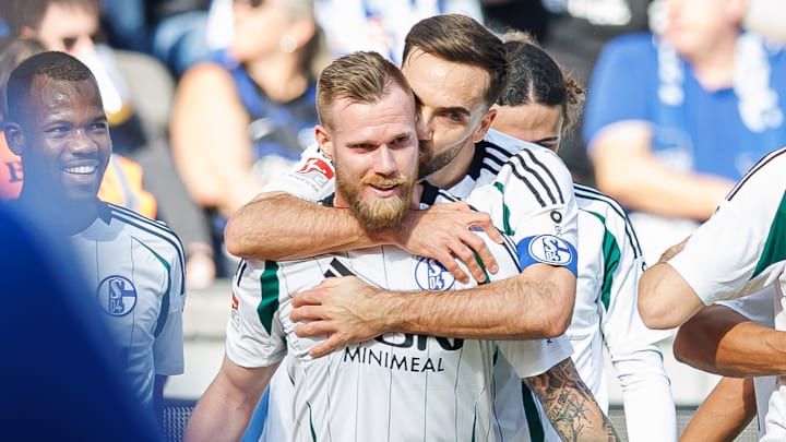 Viel Liebe für Tomas Kalas