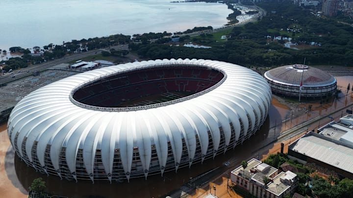 Beira-Rio foi fortemente atingido por enchentes