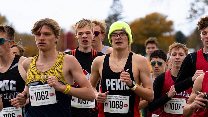 The Class 1A boys compete during the Iowa high school cross country championships at Lakeside Municipal Golf Course on Saturday, Nov. 1, 2025, in Fort Dodge.