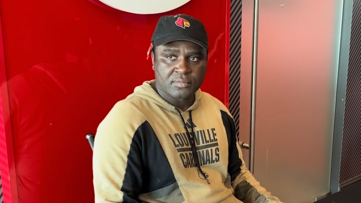 Louisville cornerbacks coach Steve Ellis