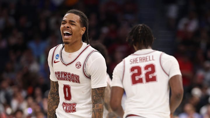 Mar 20, 2026; Tampa, FL, USA; Alabama Crimson Tide guard Labaron Philon (0) reacts after a play in the first half against the Hofstra Pride during a first round game of the men's 2026 NCAA Tournament at Benchmark International Arena. Mandatory Credit: Nathan Ray Seebeck-Imagn Images Mar 20, 2026; Tampa, FL, USA; Alabama Crimson Tide guard Labaron Philon (0) reacts after a play in the first half against the Hofstra Pride during a first round game of the men's 2026 NCAA Tournament at Benchmark International Arena. Mandatory Credit: Nathan Ray Seebeck-Imagn Images
