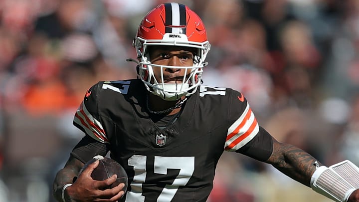 Cleveland Browns quarterback Dorian Thompson-Robinson (17) runs for yardage during the second half of an NFL football game against the Cincinnati Bengals at Huntington Bank Field, Sunday, Oct. 20, 2024, in Cleveland, Ohio.