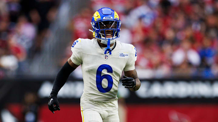 Los Angeles Rams cornerback Tre Tomlinson (6)