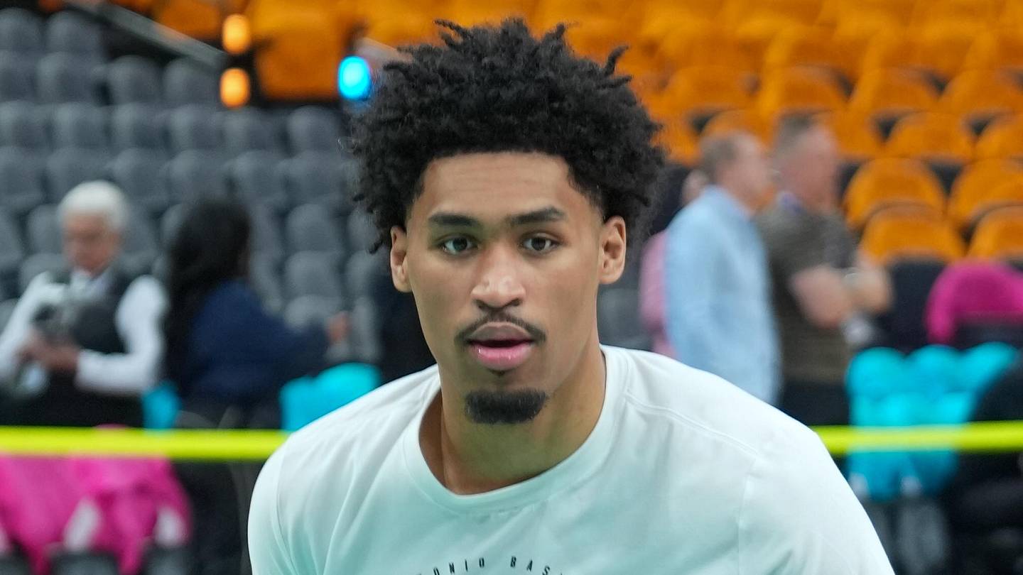 Ron Harper Jr.'s brother providing plenty of hope for Celtics' future