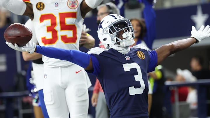 Dallas Cowboys WRvGeorge Pickens celebrates after catching a pass for a successful two-point conversion against the Chiefs.