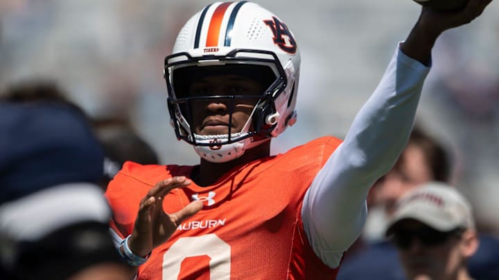 Auburn transfer Deuce Knight was erratic on social media after Ole Miss brought back Trinidad Chambliss Auburn transfer Deuce Knight was erratic on social media after Ole Miss brought back Trinidad Chambliss