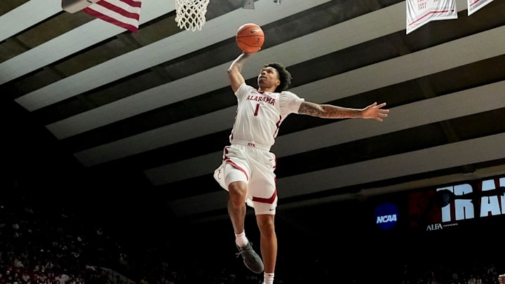 Dec 29, 2025; Tuscaloosa, AL, USA; Alabama guard Jalil Bethea (1) gets a breakaway dunk against Yale at Coleman Coliseum. Mandatory Credit: Gary Cosby Jr.-Tuscaloosa News