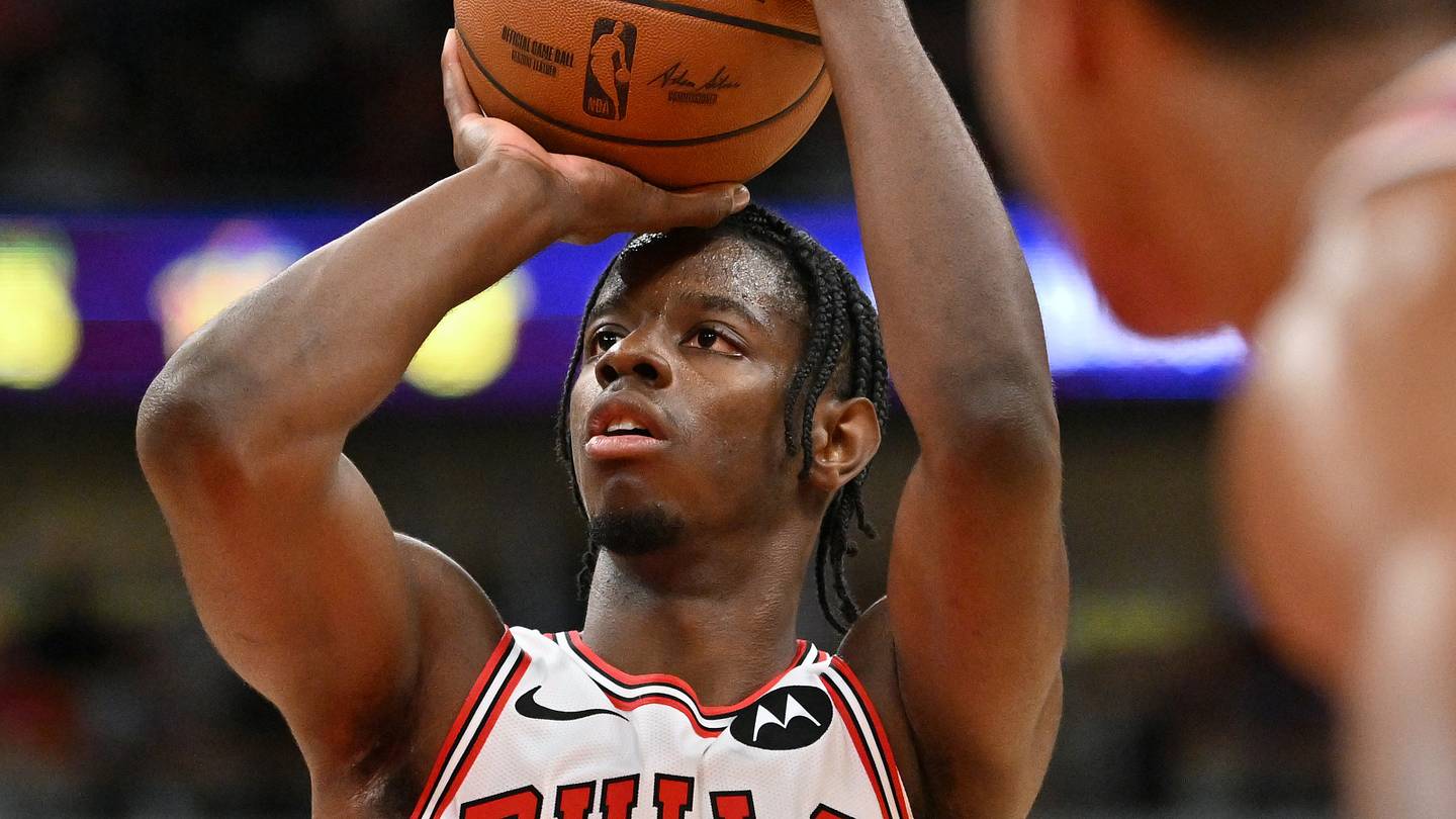 Takeaways & Player Grades After Bulls Down Suns in Physical Preseason Opener