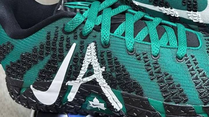 The Nike Ja 3 "Garden" colorway. The Nike Ja 3 "Garden" colorway.