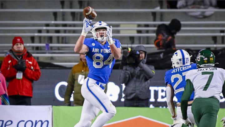 Dec 22, 2022; Fort Worth, TX, USA; Air Force Falcons tight end Caleb Rillos (84) catches a pass.