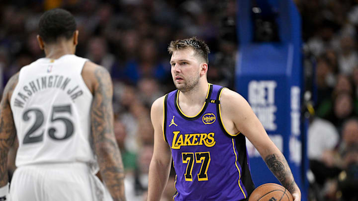 Apr 9, 2025; Dallas, Texas, USA; Dallas Mavericks forward P.J. Washington (25) and Los Angeles Lakers guard Luka Doncic (77) in action during the game between the Dallas Mavericks and the Los Angeles Lakers at American Airlines Center. Mandatory Credit: Jerome Miron-Imagn Images Apr 9, 2025; Dallas, Texas, USA; Dallas Mavericks forward P.J. Washington (25) and Los Angeles Lakers guard Luka Doncic (77) in action during the game between the Dallas Mavericks and the Los Angeles Lakers at American Airlines Center. Mandatory Credit: Jerome Miron-Imagn Images