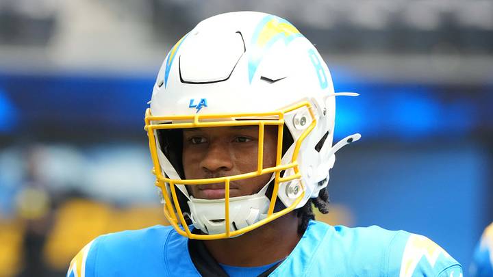 Aug 10, 2025; Inglewood, California, USA; Los Angeles Chargers running back Omarion Hampton (8) reacts before the game against the New Orleans Saints at SoFi Stadium. Mandatory Credit: Kirby Lee-Imagn Images Aug 10, 2025; Inglewood, California, USA; Los Angeles Chargers running back Omarion Hampton (8) reacts before the game against the New Orleans Saints at SoFi Stadium. Mandatory Credit: Kirby Lee-Imagn Images
