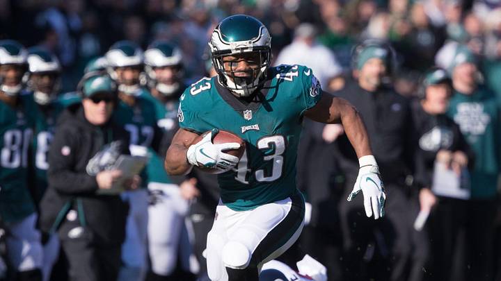 Dec 23, 2018; Philadelphia, PA, USA; Philadelphia Eagles running back Darren Sproles (43) in action against the Houston Texans during the fourth quarter at Lincoln Financial Field. Mandatory Credit: Bill Streicher-Imagn Images Dec 23, 2018; Philadelphia, PA, USA; Philadelphia Eagles running back Darren Sproles (43) in action against the Houston Texans during the fourth quarter at Lincoln Financial Field. Mandatory Credit: Bill Streicher-Imagn Images