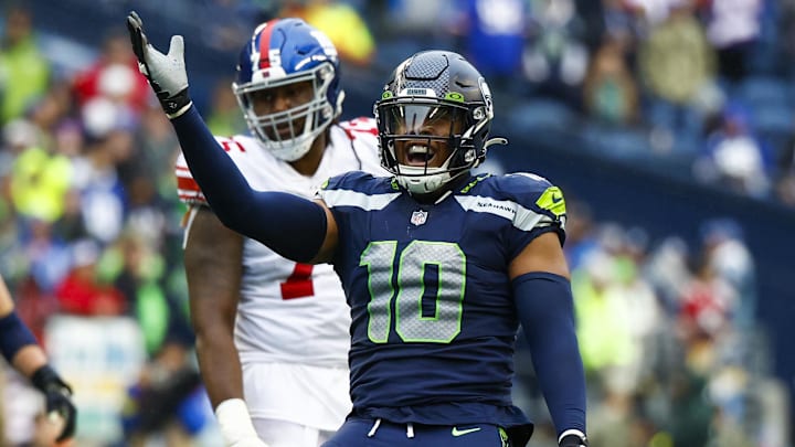 Oct 30, 2022; Seattle, Washington, USA; Seattle Seahawks linebacker Uchenna Nwosu (10) celebrates following a sack against the New York Giants during the fourth quarter at Lumen Field. Mandatory Credit: Joe Nicholson-Imagn Images Oct 30, 2022; Seattle, Washington, USA; Seattle Seahawks linebacker Uchenna Nwosu (10) celebrates following a sack against the New York Giants during the fourth quarter at Lumen Field. Mandatory Credit: Joe Nicholson-Imagn Images