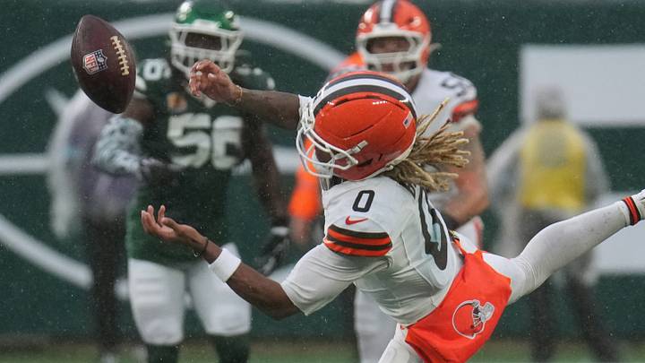 Cleveland Browns wide receiver Isaiah Bond Cleveland Browns wide receiver Isaiah Bond