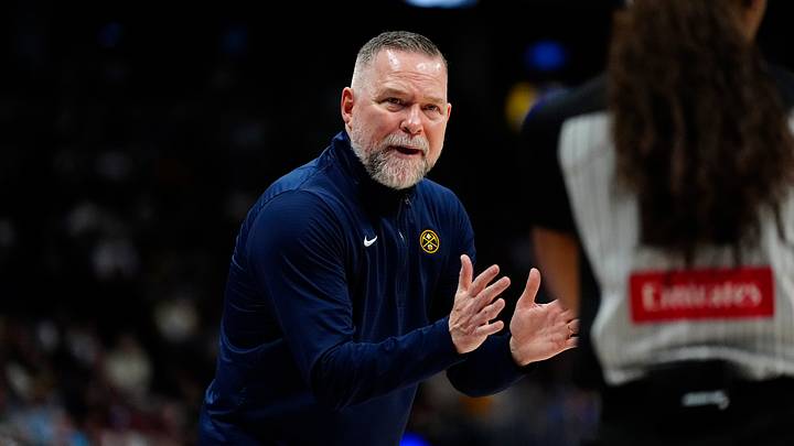 Apr 6, 2025; Denver, Colorado, USA; Denver Nuggets head coach Michael Malone reacts towards referee Danielle Scott (87) in the second half against the Indiana Pacers at Ball Arena. Mandatory Credit: Ron Chenoy-Imagn Images Apr 6, 2025; Denver, Colorado, USA; Denver Nuggets head coach Michael Malone reacts towards referee Danielle Scott (87) in the second half against the Indiana Pacers at Ball Arena. Mandatory Credit: Ron Chenoy-Imagn Images