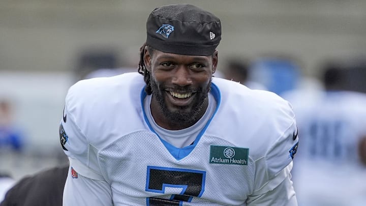 Jul 30, 2024; Charlotte, NC, USA; Carolina Panthers linebacker Jadeveon Clowney (7) smiles at Carolina Panthers Practice Fields. Mandatory Credit: Jim Dedmon-Imagn Images Jul 30, 2024; Charlotte, NC, USA; Carolina Panthers linebacker Jadeveon Clowney (7) smiles at Carolina Panthers Practice Fields. Mandatory Credit: Jim Dedmon-Imagn Images