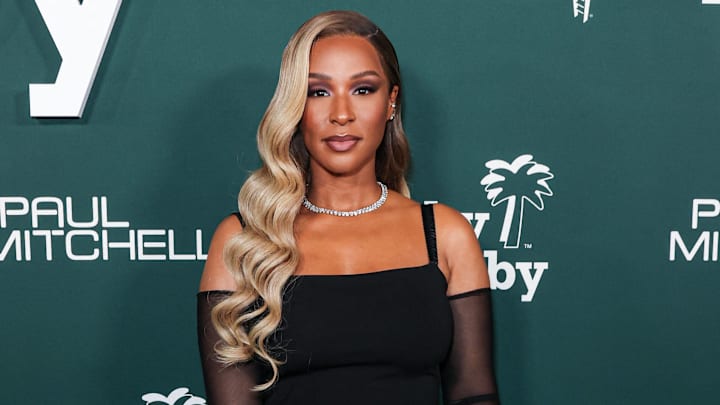 Savannah James wearing Dolce and Gabbana arrives at the 2023 Baby2Baby Gala Presented By Paul Mitchell held at the Pacific Design Center.