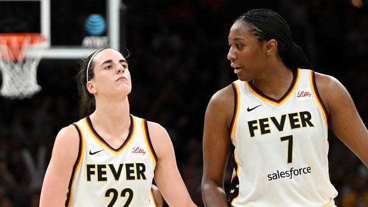 Indiana Fever v Connecticut Sun