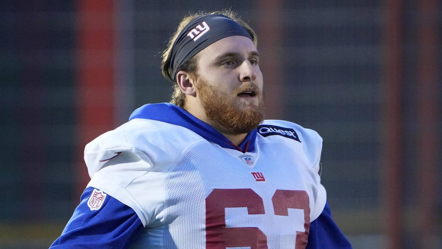Giants' Offensive Line Makeover Could Cost Jake Kubas His Roster Spot