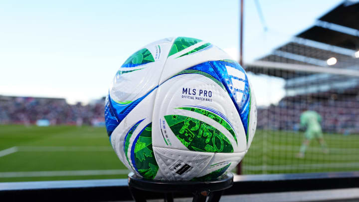 MLS returns with a full slate of matches after a quieter week of games. 