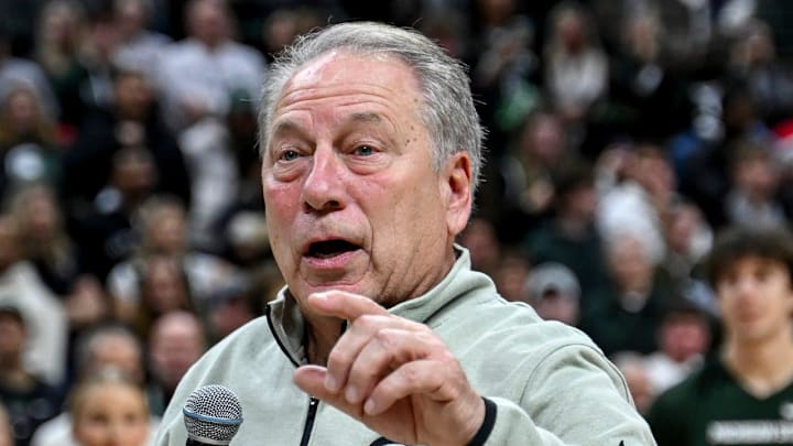 Michigan State's head coach Tom Izzo thanks the alumni Izzone for supporting the Spartans in the victory over USC on Monday, Jan. 5, 2026, at the Breslin Center in East Lansing.