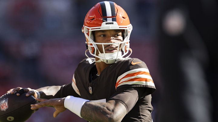 Oct 27, 2024; Cleveland, Ohio, USA; Cleveland Browns quarterback Dorian Thompson-Robinson (17) throws the ball during warm ups before the game against the Baltimore Ravens at Huntington Bank Field. Mandatory Credit: Scott Galvin-Imagn Images Oct 27, 2024; Cleveland, Ohio, USA; Cleveland Browns quarterback Dorian Thompson-Robinson (17) throws the ball during warm ups before the game against the Baltimore Ravens at Huntington Bank Field. Mandatory Credit: Scott Galvin-Imagn Images