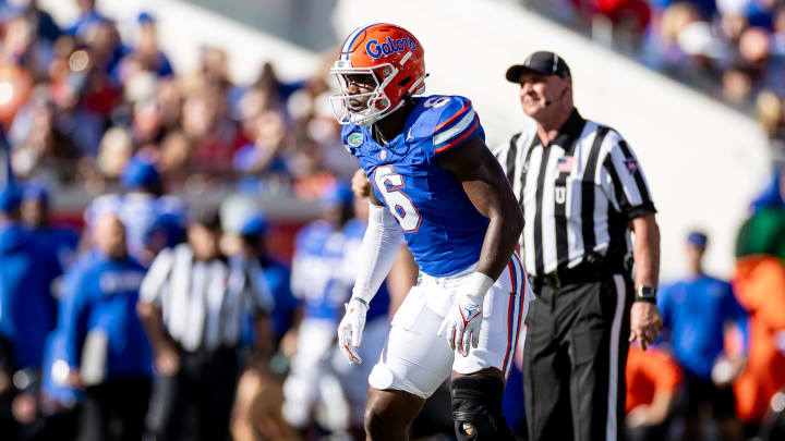 Florida Gators linebacker Shemar James will lead his team to make more plays behind the line of scrimmage. Florida Gators linebacker Shemar James will lead his team to make more plays behind the line of scrimmage.
