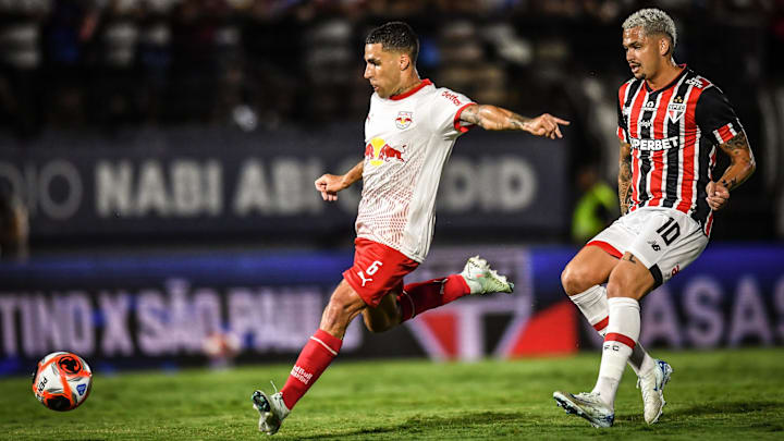 Luciano é o camisa 10 do São Paulo