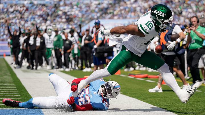 New York Jets tight end Kenyon Sadiq New York Jets tight end Kenyon Sadiq